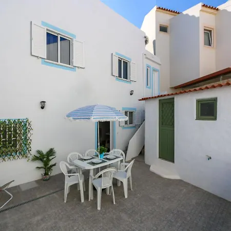 3 Bedroom Townhouse Walk Distance Beach Center, *