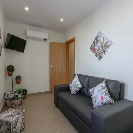 بيت للعطل 3 Bedroom Townhouse Walk Distance Beach Center, *