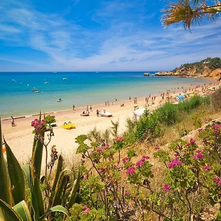 3 Bedroom Townhouse Walk Distance Beach Center, Semesterbostad *